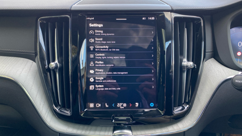 Volvo XC60 2.0 B5P Ultra Dark 5dr AWD Geartronic Petrol Estate